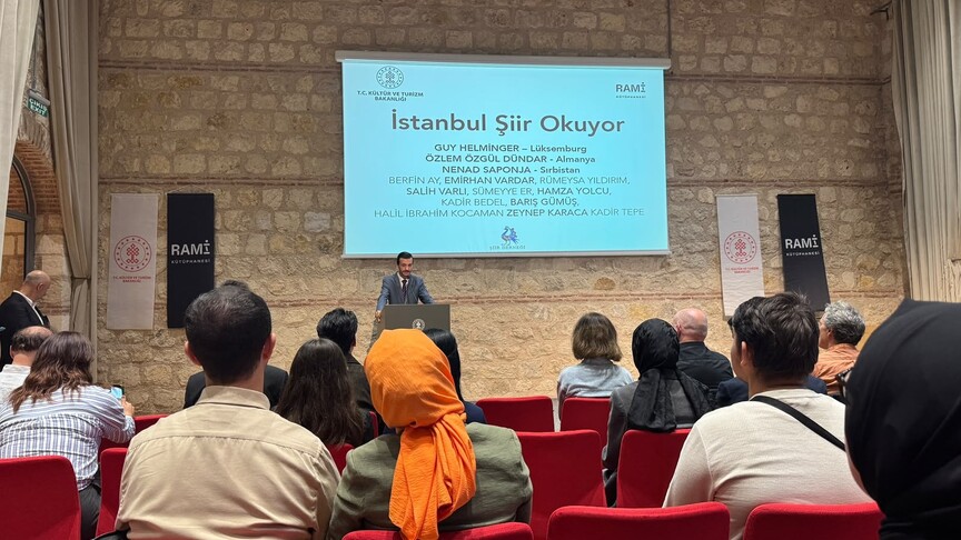 "17. Uluslararası Şiir ve Edebiyat Festivali" başladı
