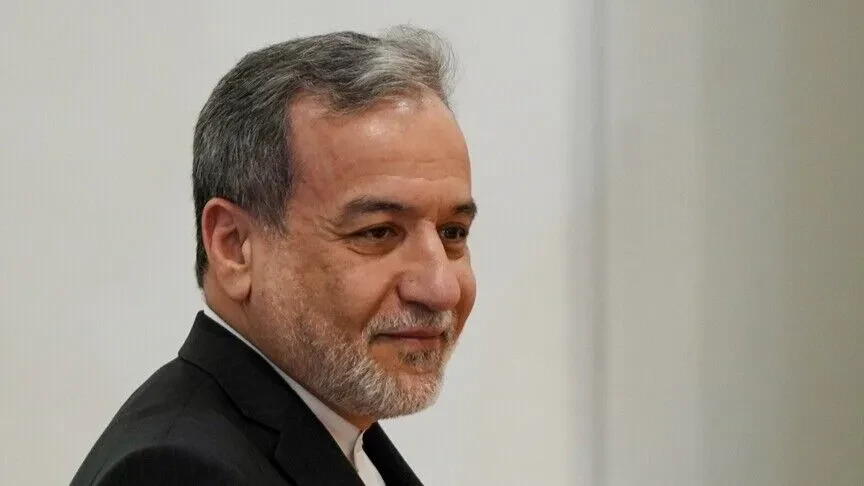 Araghchi  Irani pret përgjigje zyrtare nga SHBA ja lidhur me propozimin për Hormuzin