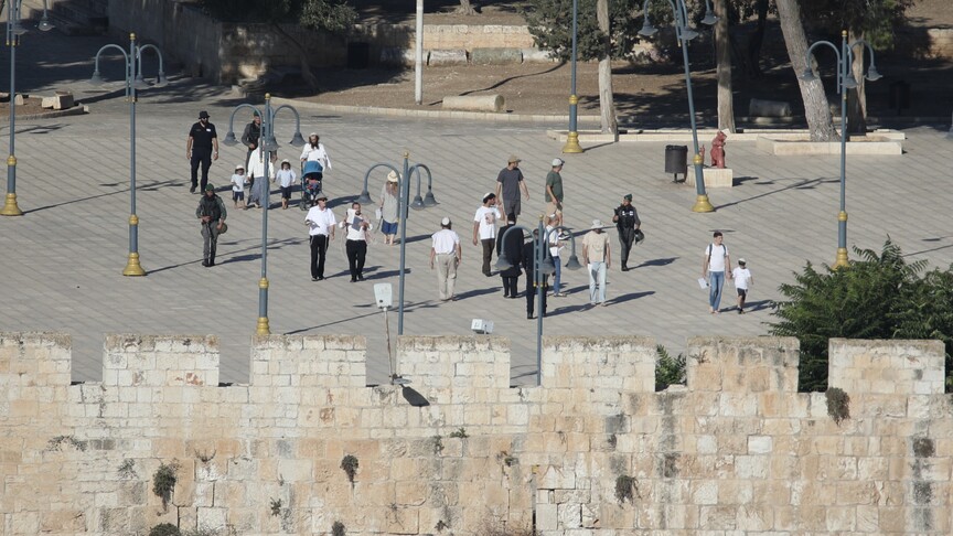 Israeli minister Ben-Gvir visits Al-Aqsa compound's Buraq Wall area during Sukkot