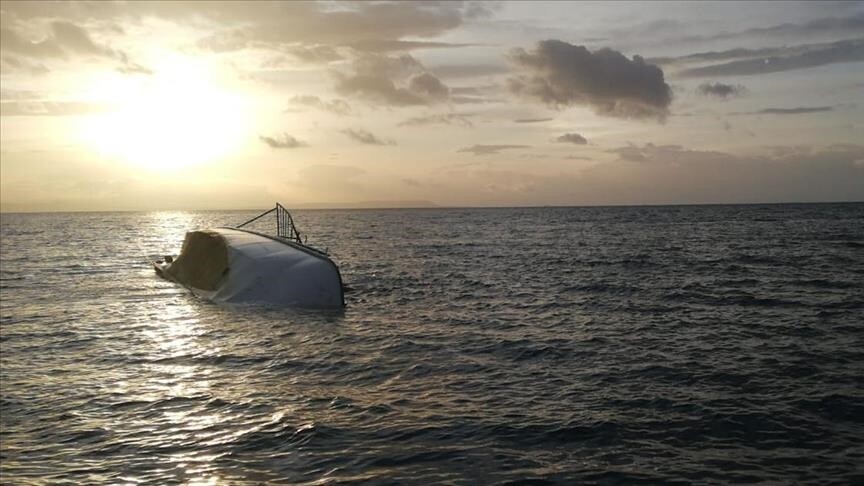 Three Dead After Boat Capsizes During English Channel Crossing