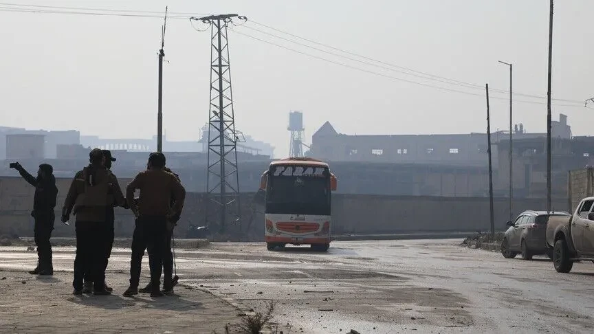 Shtatë të vdekur dhe katër të plagosur në sulmin ndaj një autobusi në Sirinë perëndimore