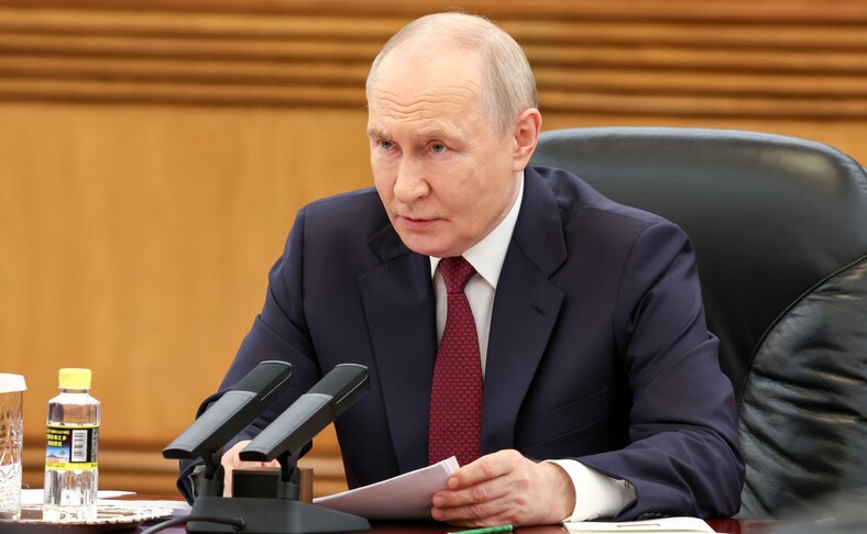 Putin  Rusia nuk do të  vrapojë nëpër botë duke lypur poshtërueshëm lëmoshë 