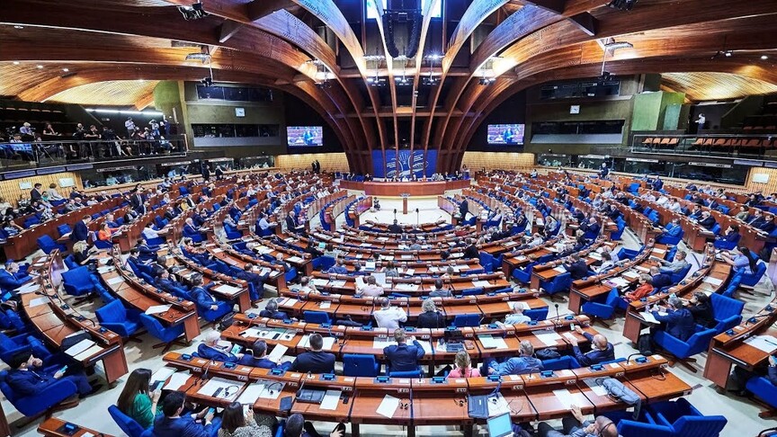 AKPM'deki Türk milletvekilleri UCM'ye yönelik baskılara tepki verdi haber görseli