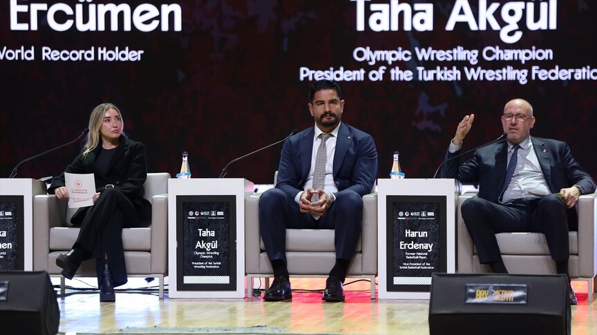 Filistin Günü kapsamında "Efsaneler Konuştuğunda: Filistin İçin Birlikte" başlıklı panel yapıldı
