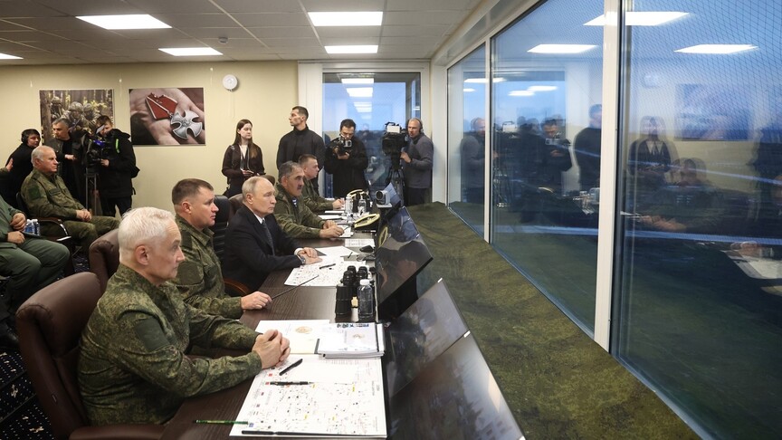 Putin observes Center-2026 military drills in the Urals