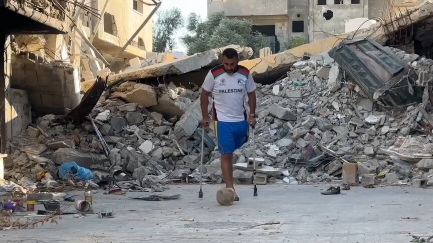 Humbi këmbën në një sulm izraelit  13 vjeçari palestinez nuk dëshiron të heqë dorë nga futbolli