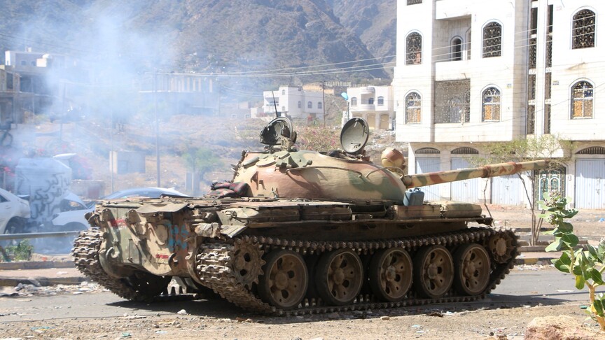 Yemeni army says it struck Houthi sites in Sanaa, repelled attacks in Taiz