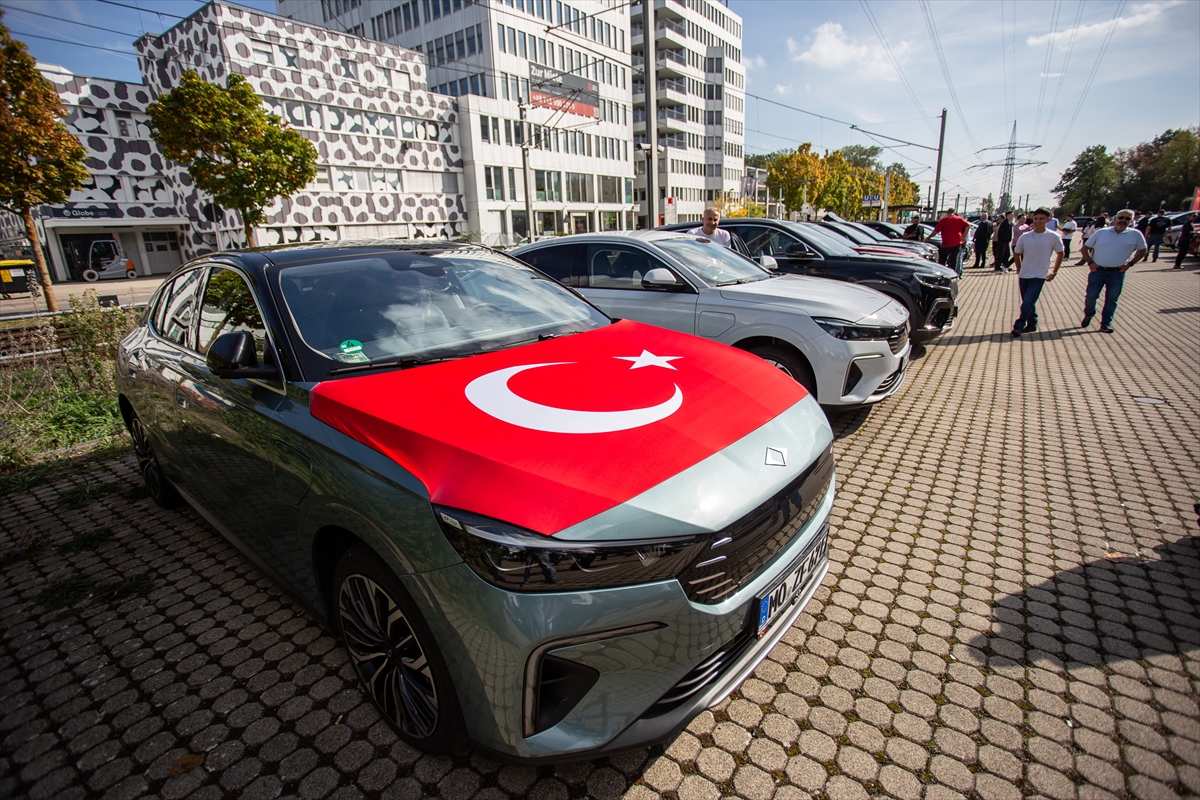 Almanya'daki Togg sahipleri yerli otomobile sahip çıkmak için güçlerini birleştiriyor 3 Almanya'daki Togg sahipleri yerli otomobile sahip çıkmak için güçlerini birleştiriyor