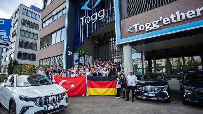 Almanya'daki Togg sahipleri yerli otomobile sahip çıkmak için güçlerini birleştiriyor