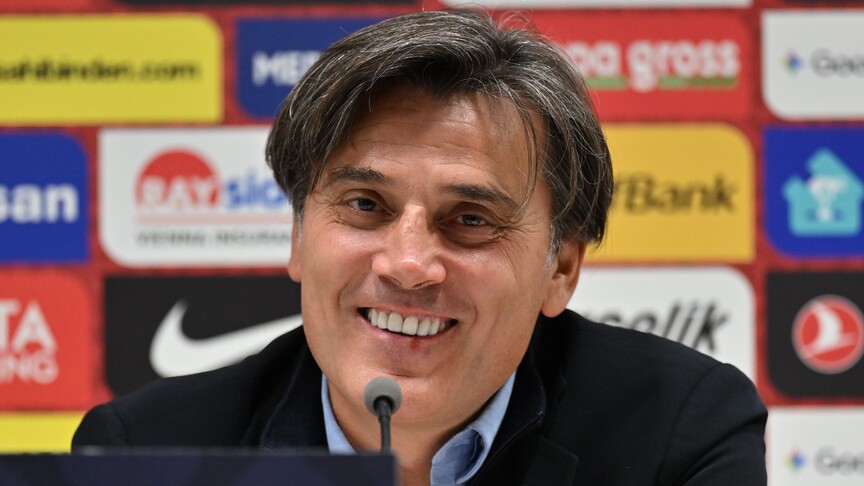 A Milli Futbol Takımı Teknik Direktörü Montella: Güzel bir sonuç alacağımıza dair ümitliyim haber görseli