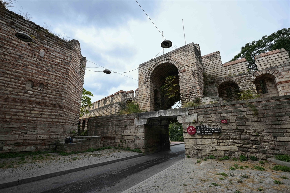 İstanbul'un medeniyetlerin izini taşıyan kadim kapıları 2 İstanbul'un medeniyetlerin izini taşıyan kadim kapıları