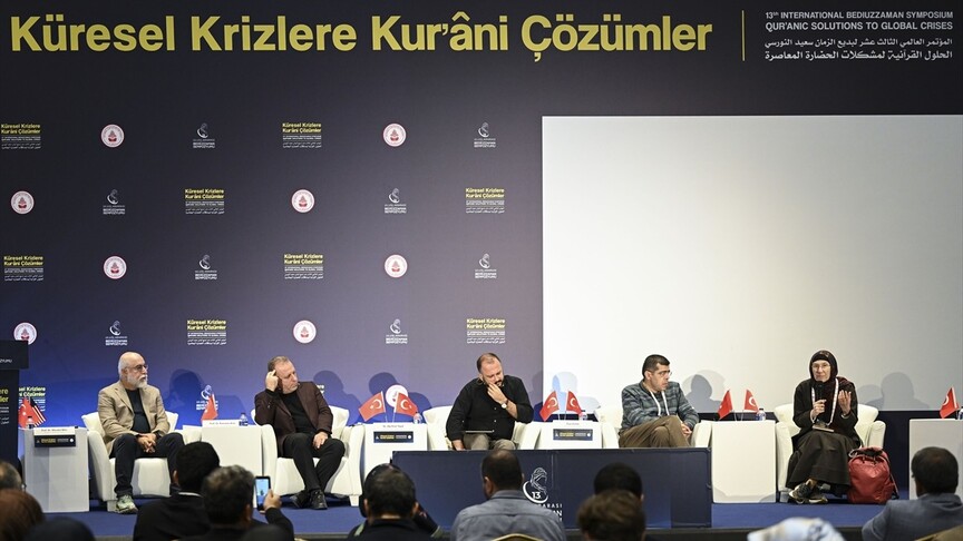 13. Uluslararası Bediüzzaman Sempozyumu ikinci gününde oturumlarla sürüyor