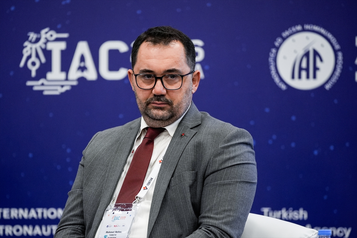 IAC 2026'da "Çağlar Arasında Köprü Kurmak: İpek Yolu Astronomisinden Ay Keşfine" paneli yapıldı 5 IAC 2026'da "Çağlar Arasında Köprü Kurmak: İpek Yolu Astronomisinden Ay Keşfine" paneli yapıldı