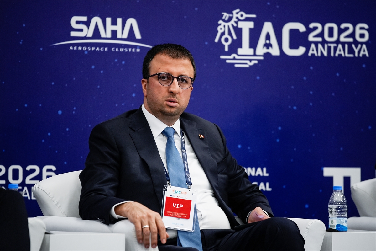 IAC 2026'da "Çağlar Arasında Köprü Kurmak: İpek Yolu Astronomisinden Ay Keşfine" paneli yapıldı 1 IAC 2026'da "Çağlar Arasında Köprü Kurmak: İpek Yolu Astronomisinden Ay Keşfine" paneli yapıldı