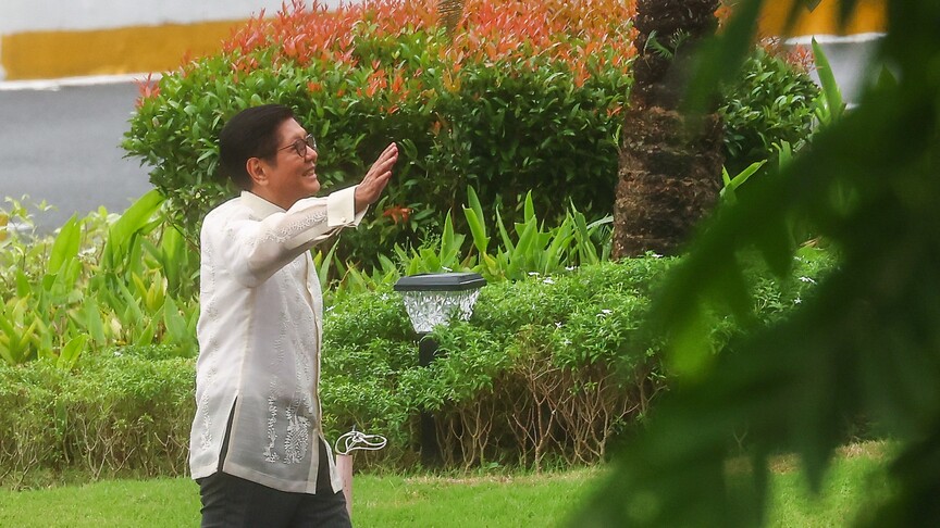 Philippine and Polish Presidents Discuss Defense, Trade and Technology Cooperation in Manila