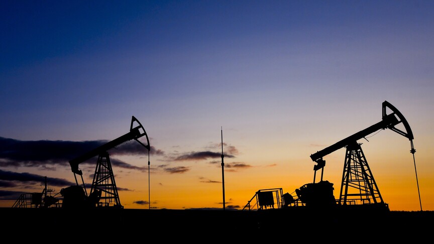 Brent Crude Returns to Around $100 as Hormuz Shipping Risks Persist