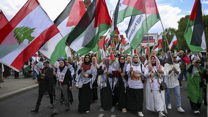 Hundreds March in Berlin Marking Three Years of War in Gaza