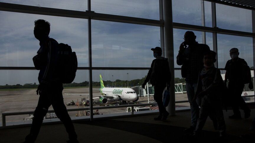 Haze Disrupts Flights in Indonesia and Pushes Air Quality to Unhealthy Levels Across Malaysia