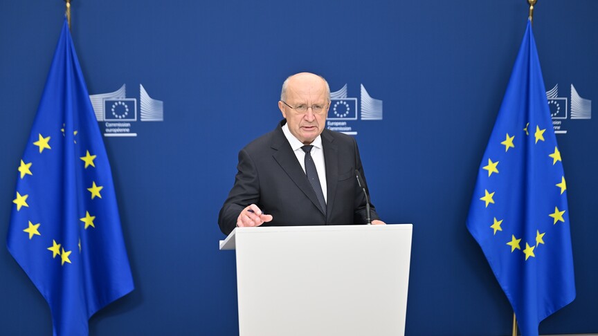 EU Defense Commissioner Calls for Faster Military Mobility as Russia Increases Defense Spending