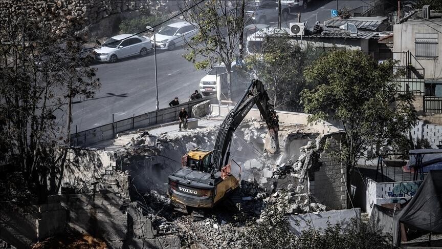 EXPLAINER: How a dispute over Israeli settlements led to a Britain-Israel diplomatic crisis