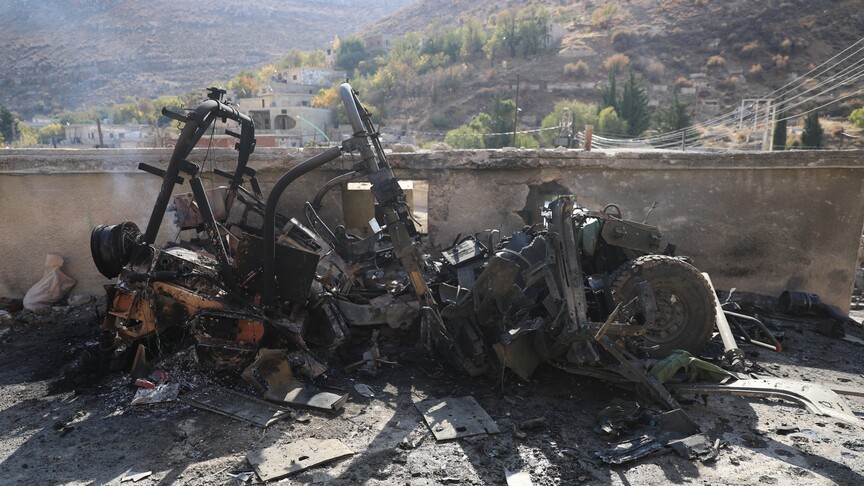 Israeli Artillery Strikes Land Near Syrian Village in Quneitra