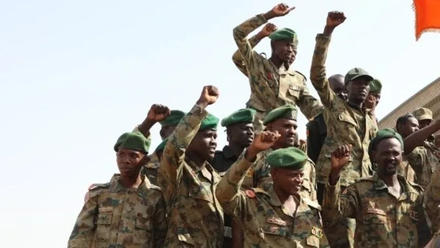 Komandanti i RSF së në Sudan njofton dezertimin së bashku me 300 trupa dhe automjete luftarake
