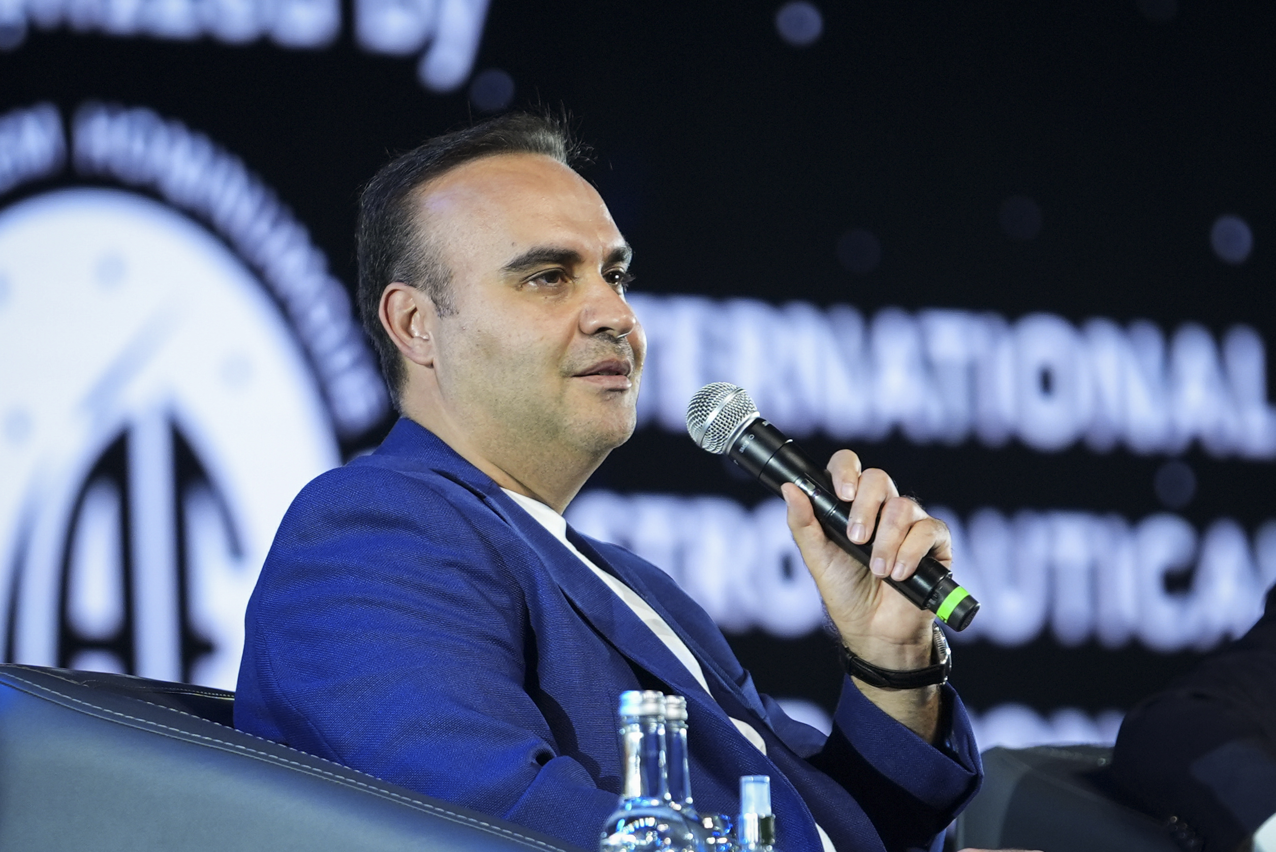 "Gelecek Burada Başlıyor: Teknoloji, Uzay ve Yeni Nesil" paneli yapıldı 4 "Gelecek Burada Başlıyor: Teknoloji, Uzay ve Yeni Nesil" paneli yapıldı