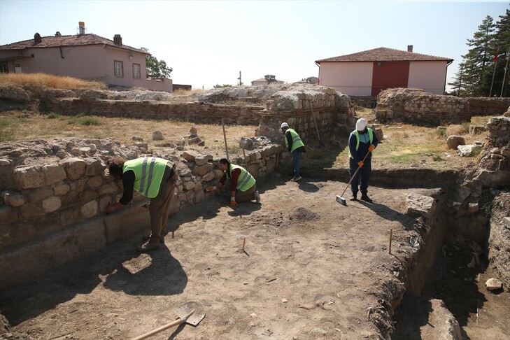 Rifillojnë gërmimet në Banjat Romake të qytetit antik Tyana në Turqi pas një ndërprerjeje 20 vjeçare