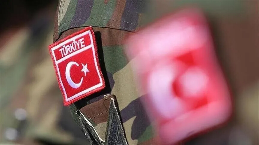 Shefat e ushtrive të Turqisë dhe Sirisë diskutojnë marrëdhëniet dypalëshe dhe çështjet rajonale
