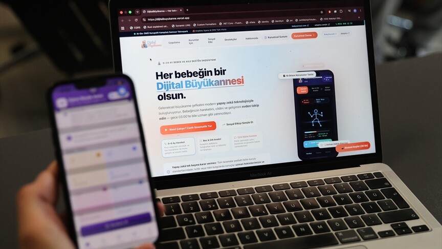 "Dijital Büyükanne" uygulaması ebeveynlere çocuklarını büyütürken destek olacak haber görseli