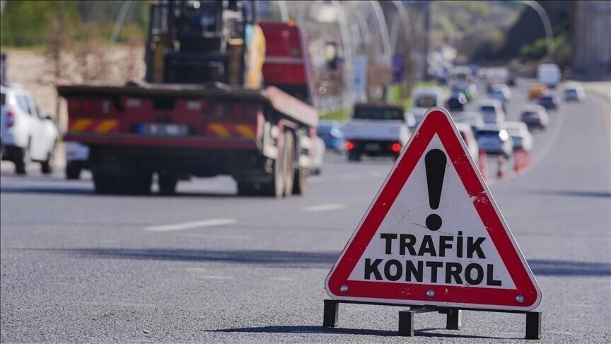Ankara'da yarın bazı yollar trafiğe kapatılacak haber görseli