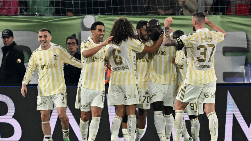 Fenerbahçe, UEFA Şampiyonlar Ligi'nde yarın Aston Villa'ya konuk olacak haber görseli