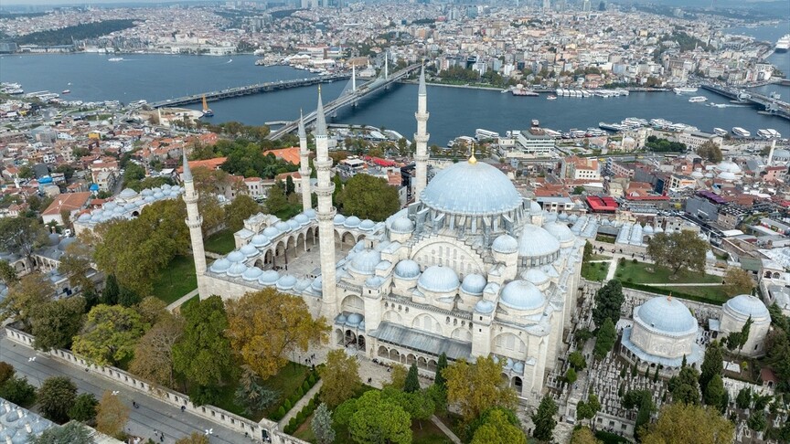 Süleymaniye Camisi'nin bilinmeyen detayları restorasyonlarla açığa çıktı