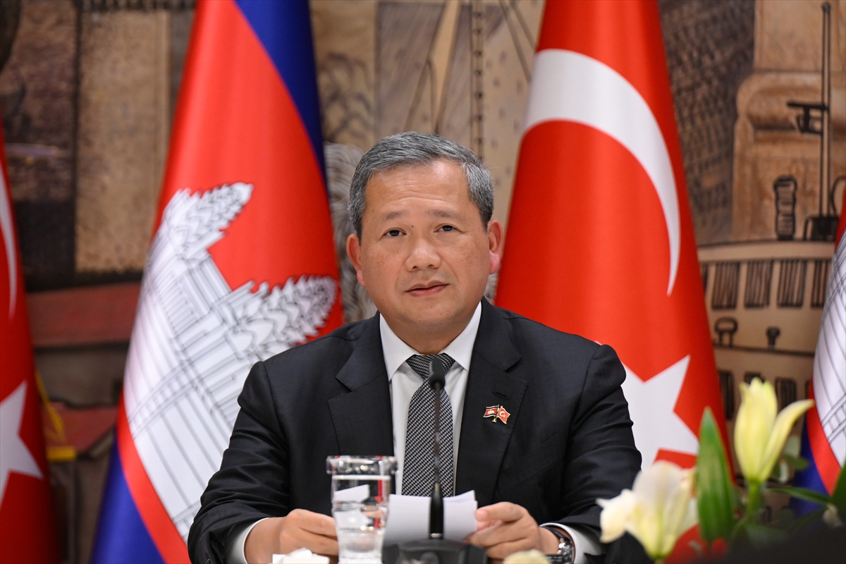 "Kamboçya'yı, önemli bir ortağımız olarak görüyorum" 3 "Kamboçya'yı, önemli bir ortağımız olarak görüyorum"