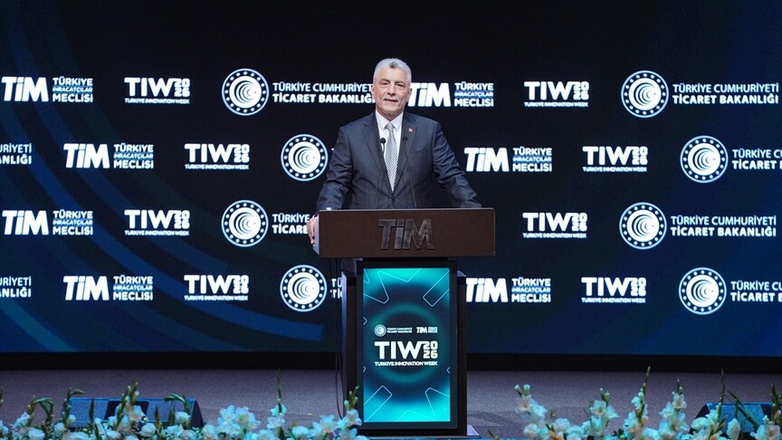 Ticaret Bakanı Bolat: Türkiye ekonomik istikrarını korudu haber görseli