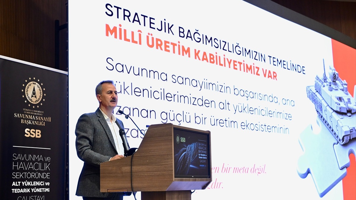 Savunma ve havacılık sanayisinde 15 milyar dolarlık yeni sözleşme 4 Savunma ve havacılık sanayisinde 2026’da 15 milyar dolarlık yeni sözleşme imzalandı. Yıl sonu hedefi 20 milyar dolar.