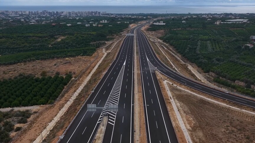 Çeşmeli-Taşucu Otoyolu'nun Kızkalesi kesimi 19 Ekim'de trafiğe açılacak haber görseli