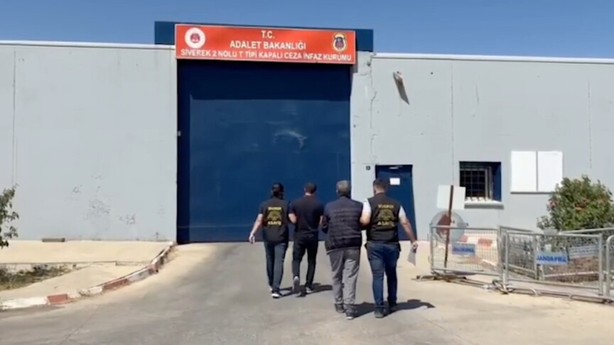 Ülke genelinde düzenlenen "Aranan Şahıslar Uygulamasında" 912 kişi yakalandı haber görseli