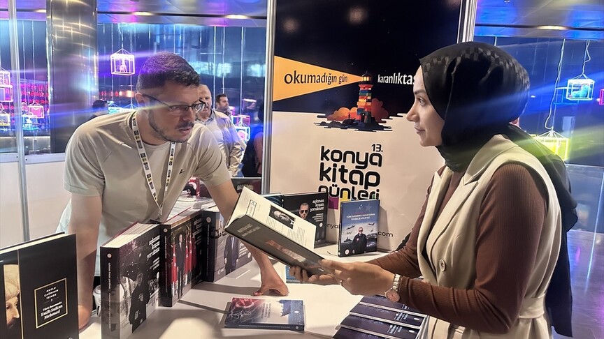 İletişim Başkanlığı, Konya Kitap Günleri'nde haber görseli