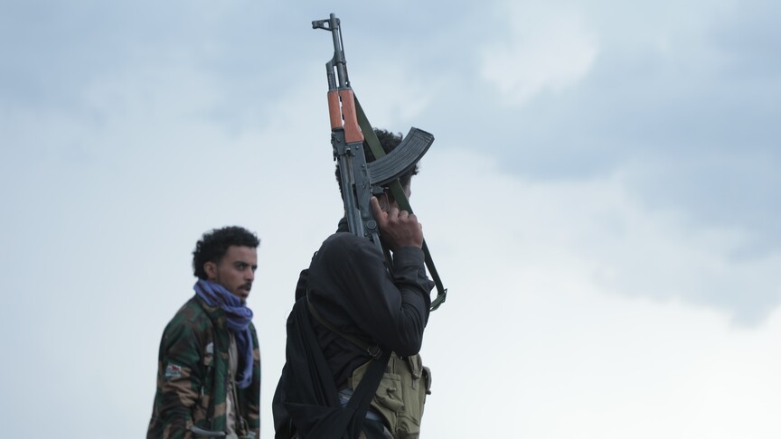 Yemen'de hükümet güçlerinin, Husiler karşısında farklı kentlerdeki ilerleyişi sürüyor