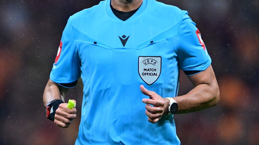 UEFA'dan 3 Türk hakeme görev haber görseli