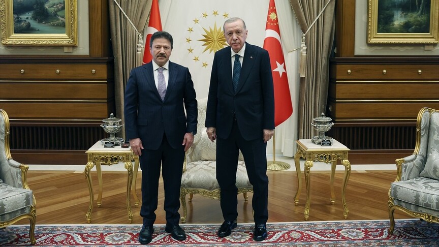 Cumhurbaşkanı Erdoğan, TESK Genel Başkanı Yiğiner'i kabul etti haber görseli