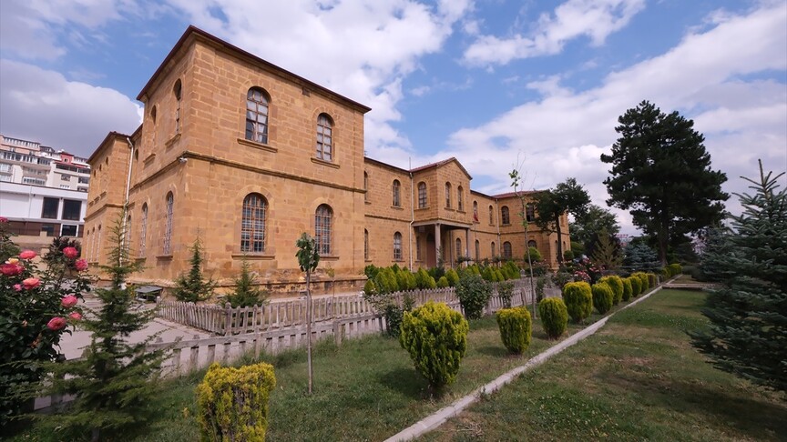 Yozgat Lisesinin geçmişten bugüne uzanan eğitim yolculuğu