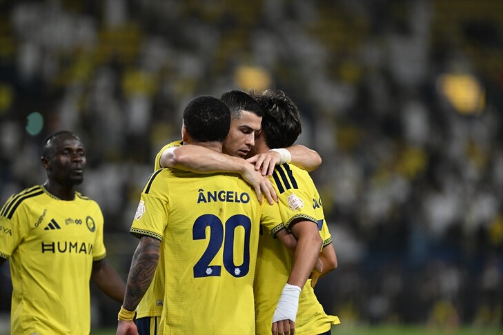 قدم.. فيليكس يقود النصر للفوز على نيوم بعد إهدار رونالدو ركلة جزاء