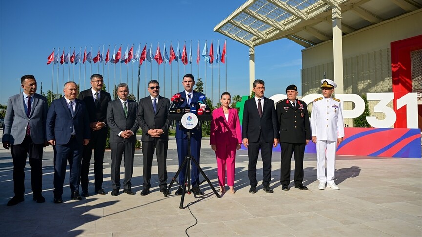 Bakan Kurum: COP31, Antalya'da 2 milyar dolarlık doğrudan ekonomik hareketlilik oluşturacak haber görseli