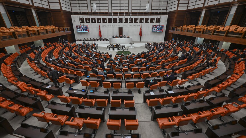 Tasfiyesine karar verilen bazı yatırım fonlarına ilişkin düzenlemeleri içeren teklifin ilk 5 maddesi kabul edildi