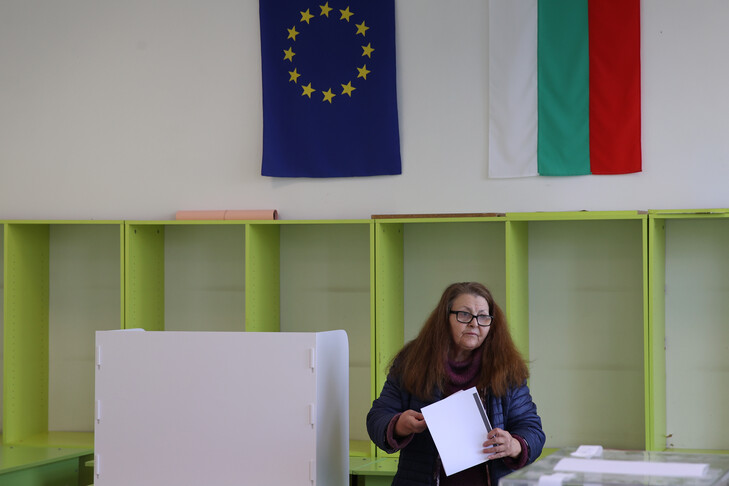 Zgjedhjet presidenciale në Bullgari vënë në provë orientimin gjeopolitik të vendit