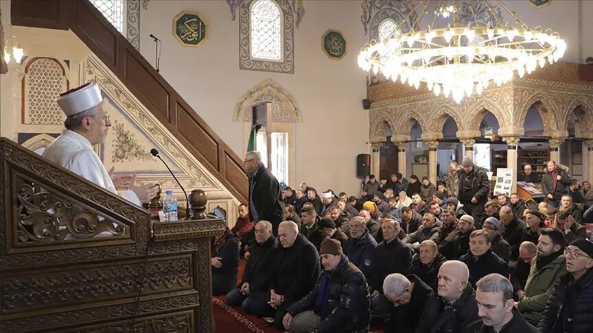 Nga xhamitë e Kosovës u bëhet thirrje shqiptarëve të Luginës së Preshevës të votojnë për  Koalicionin Shqiptar 