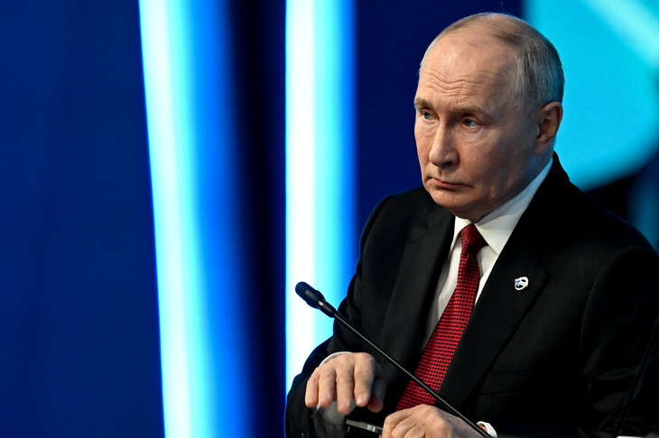 Putin riafirmon gatishmërinë e Rusisë për të rifilluar në nëntor bisedimet trepalëshe për paqen në Ukrainë