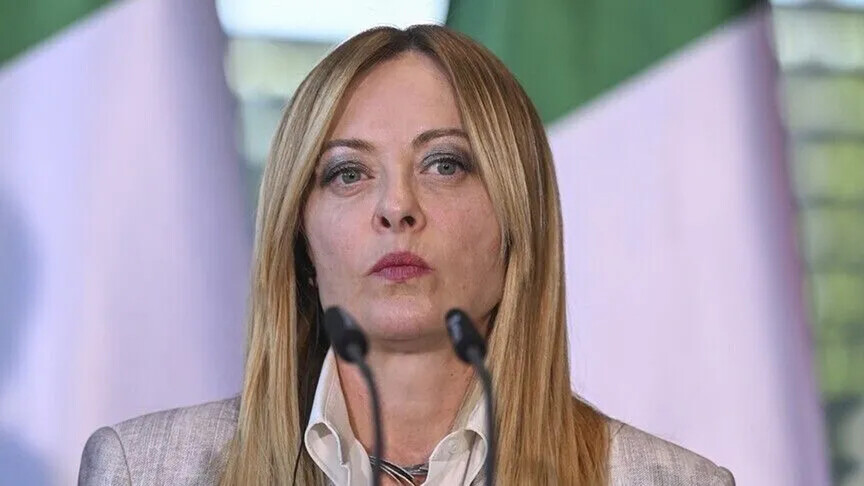 Kryeministrja italiane mbërrin në Kuvajt për vizitë zyrtare  do të zhvillojë bisedime me emirin
